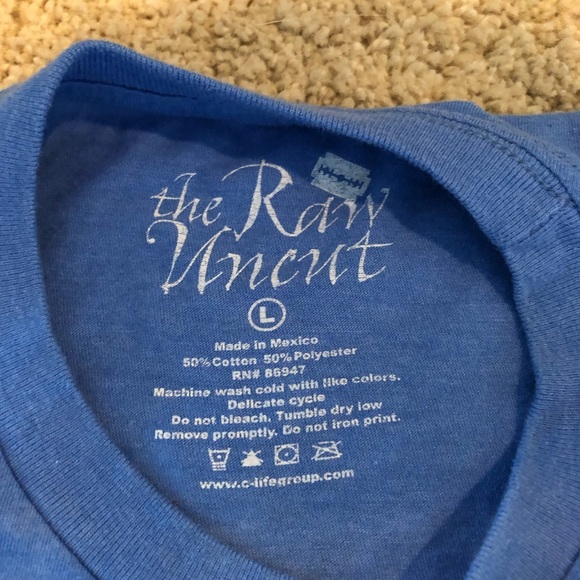 The Raw Uncut New York City Skyline t-shirt - Picture 2 of 2